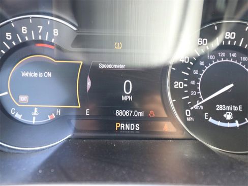 Used 2017 Lincoln MKX Select w/ Select Plus Package image 16