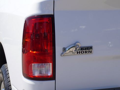 Used 2019 RAM 1500 Big Horn AWD/4WD image 8