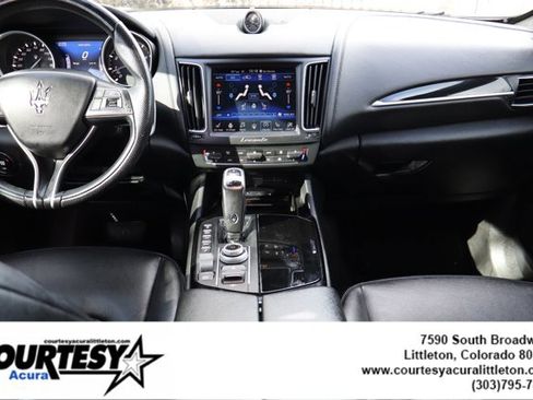 Used 2020 Maserati Levante S image 9