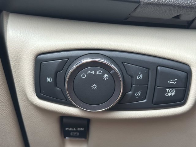 Used 2019 Lincoln Nautilus Reserve w/ Driver Assistance Package FWD image 31