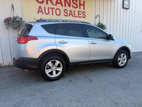 Used 2013 Toyota RAV4 XLE FWD image 4