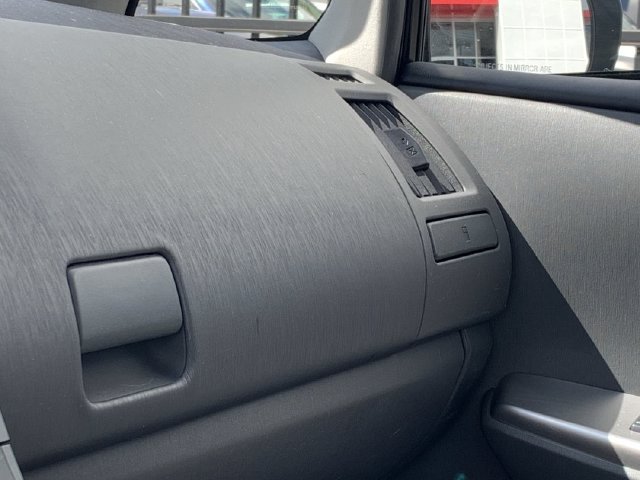 Used 2013 Toyota Prius V Five FWD image 10