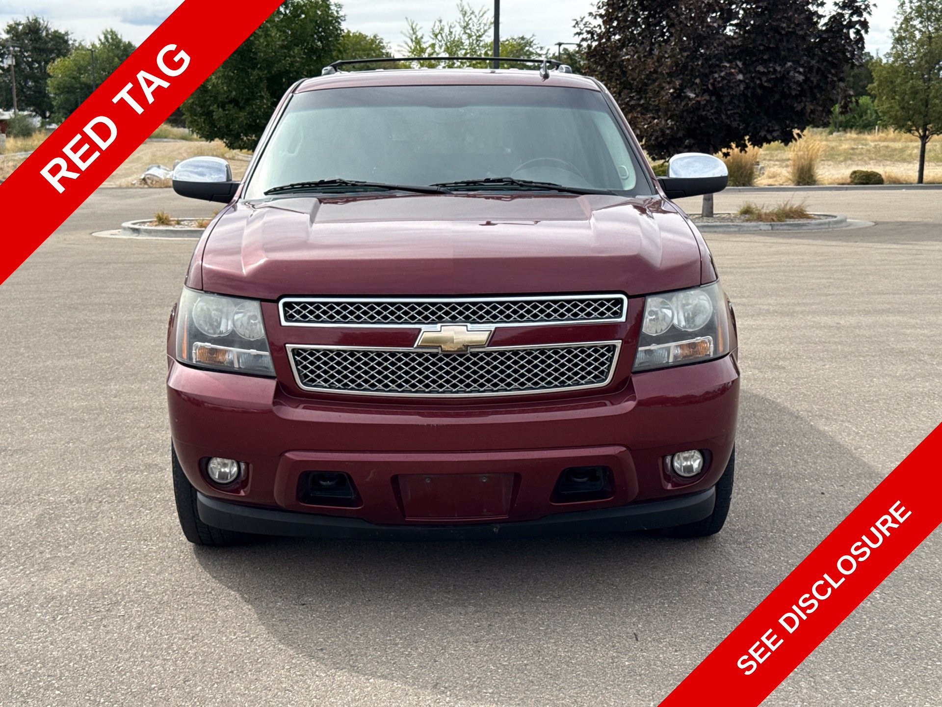 Used 2008 Chevrolet Tahoe LTZ w/ LTZ Preferred Equipment Group AWD/4WD image 2