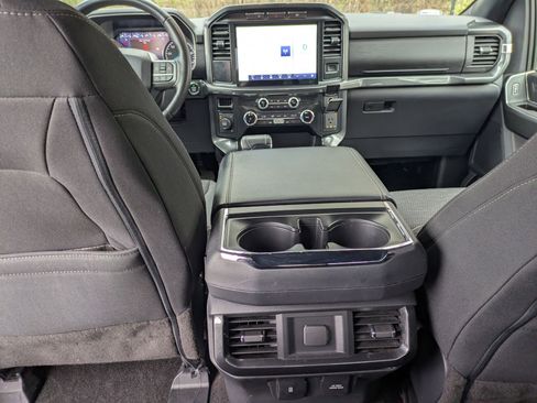 Certified 2022 Ford F150 XLT w/ Equipment Group 302A High image 27