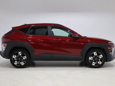 Certified 2025 Hyundai Kona SEL image 8