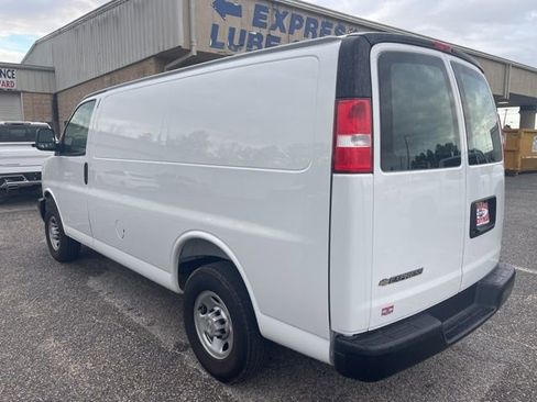New 2025 Chevrolet Express 2500 w/ Driver Convenience Package image 19