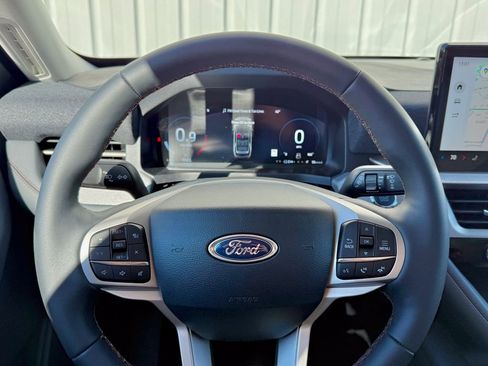 New 2026 Ford Explorer Active image 25
