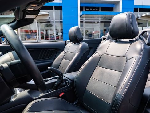 Used 2019 Ford Mustang GT Premium w/ Ford Safe & Smart Package RWD image 20