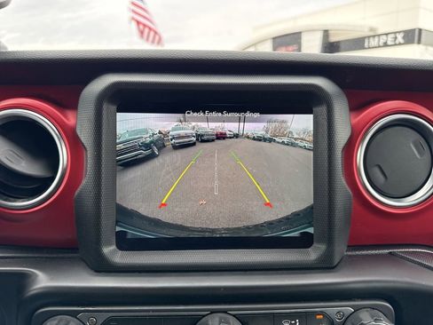 Used 2021 Jeep Wrangler Rubicon image 17