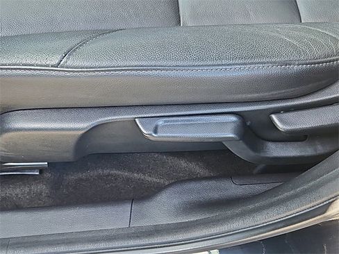 Used 2017 Honda HR-V EX-L image 20