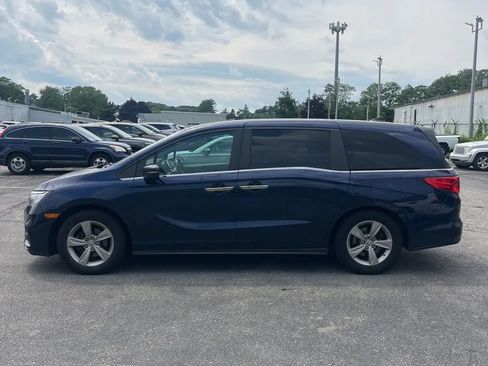 Used 2018 Honda Odyssey EX-L image 2