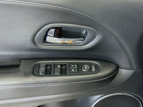 Used 2019 Honda HR-V EX-L image 24