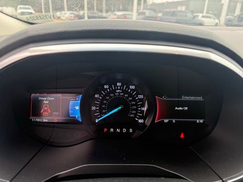 Used 2018 Ford Edge Titanium w/ Equipment Group 301A image 16