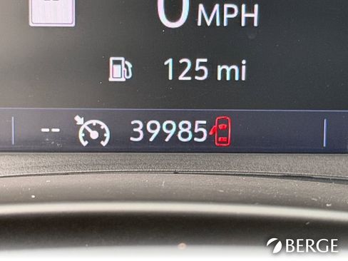 Used 2021 GMC Terrain SLT w/ Infotainment Package II image 25