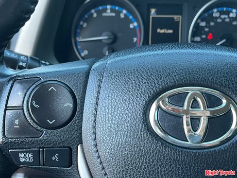 Used 2018 Toyota RAV4 Adventure w/ Cold Weather Package AWD/4WD image 22