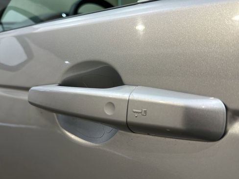 Used 2016 Land Rover Discovery Sport HSE AWD/4WD image 33