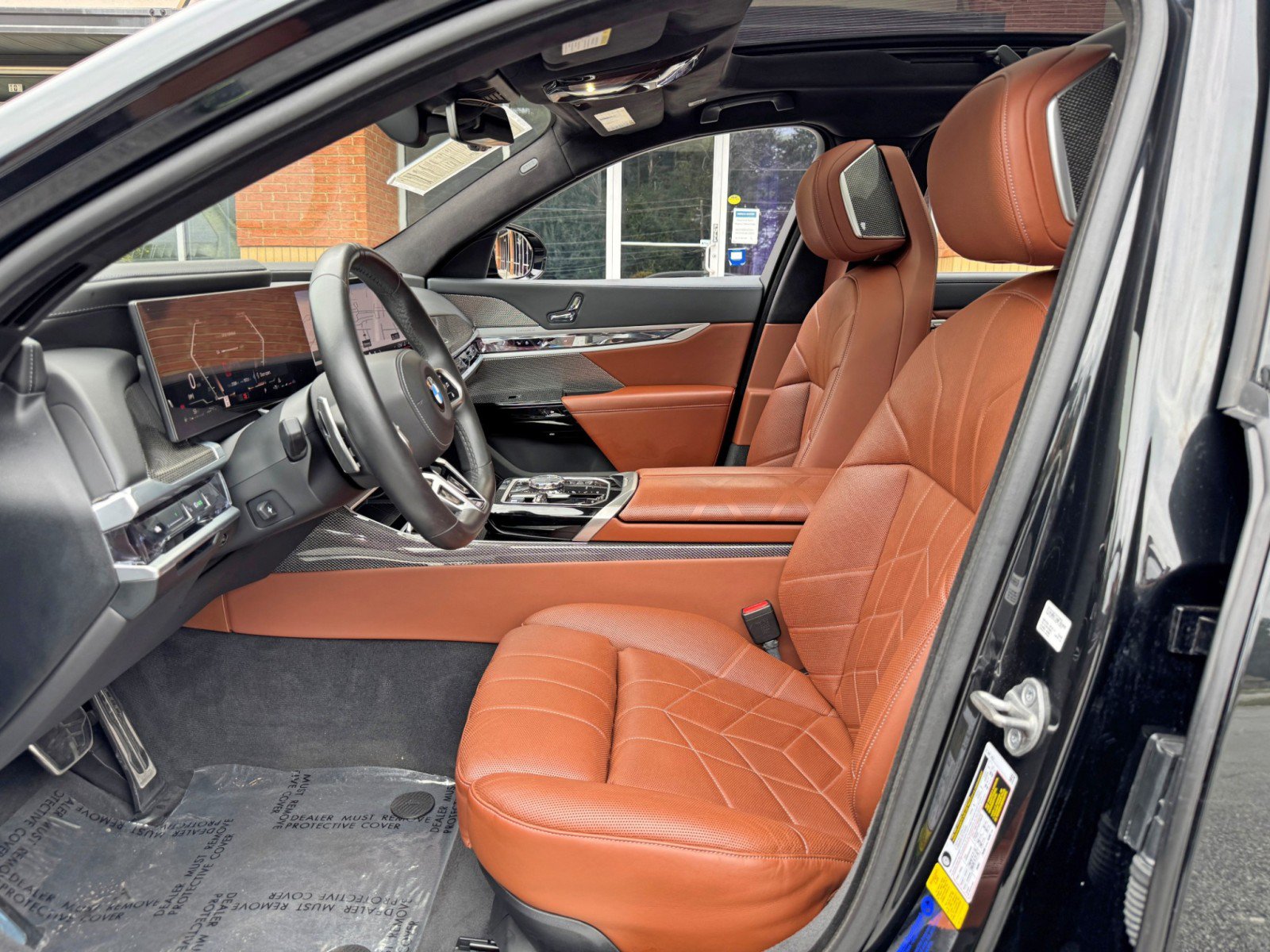 Used 2023 BMW 740i w/ Executive Package RWD image 17