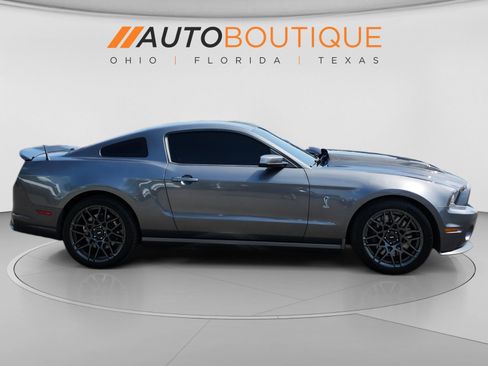 Used 2014 Ford Mustang Shelby GT500 w/ Equipment Group 821A RWD image 11