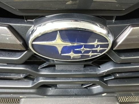 Used 2024 Subaru Crosstrek 2.5i Limited AWD/4WD image 9