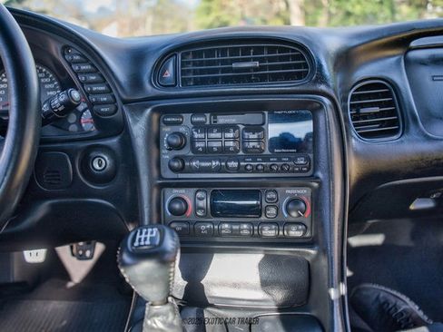 Used 2003 Chevrolet Corvette Convertible w/ Preferred Equipment Group1 image 43