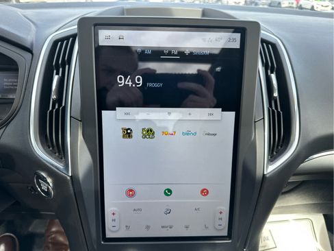 Used 2023 Ford Edge Titanium image 30