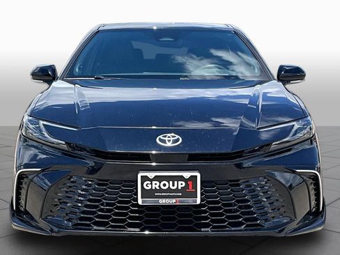 Used 2025 Toyota Camry XSE w/ Premium Package FWD image 4