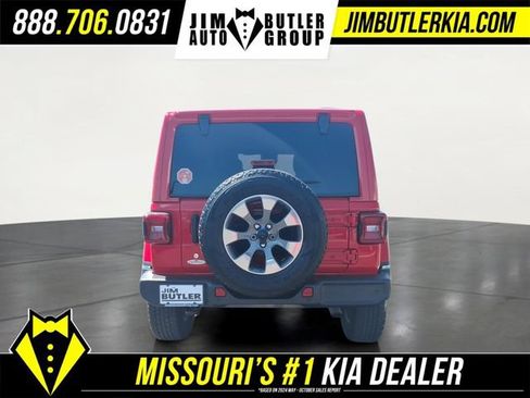 Used 2020 Jeep Wrangler Unlimited Sahara AWD/4WD image 22