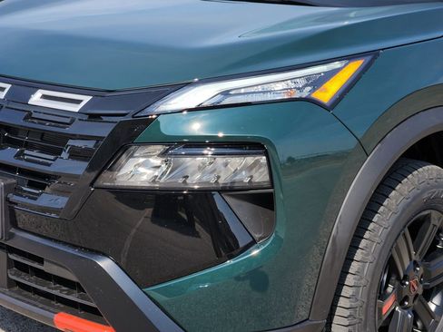 New 2026 Nissan Rogue SV image 5