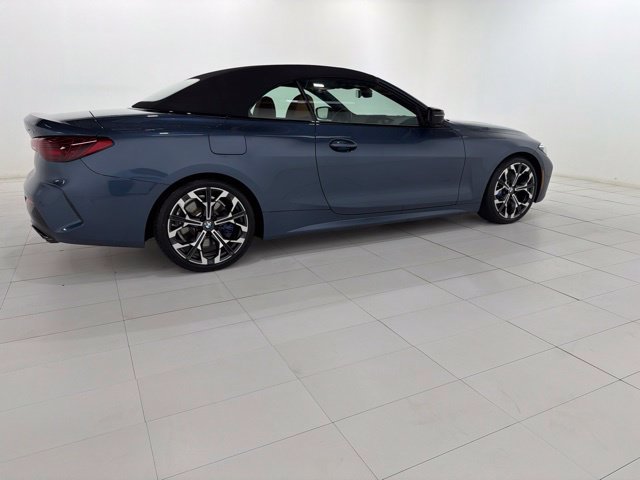 Used 2026 BMW M440i Convertible RWD image 8