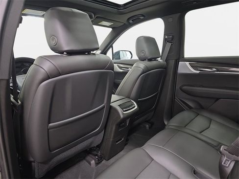 Certified 2024 Cadillac XT6 Sport image 10