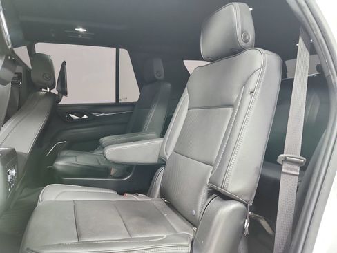 Used 2021 GMC Yukon Denali w/ Denali Premium Package RWD image 11