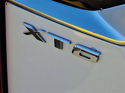 Certified 2024 Cadillac XT6 Luxury image 28