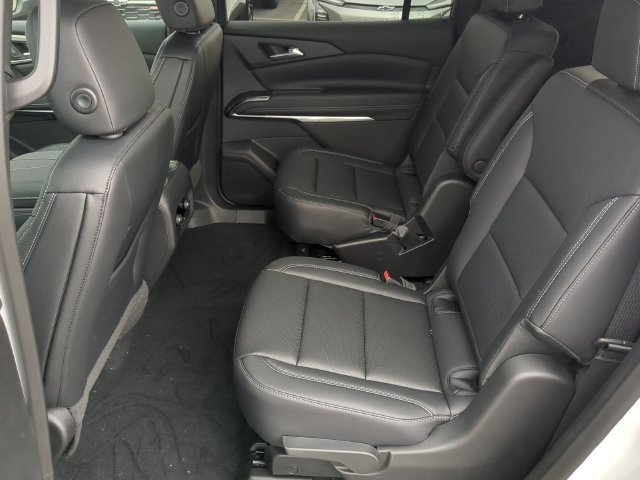 New 2027 Chevrolet Traverse LT FWD image 22