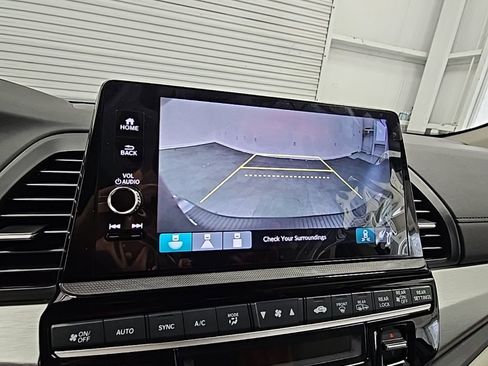 New 2026 Honda Odyssey EX-L image 18