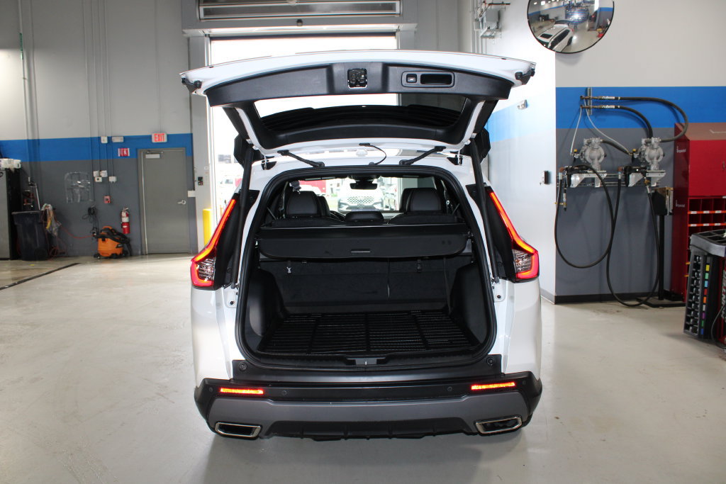 Used 2025 Honda CR-V Sport Touring image 30
