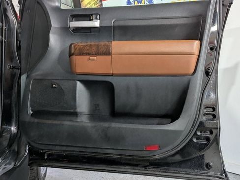 Used 2012 Toyota Tundra Limited w/ TRD Off-Road Pkg image 20