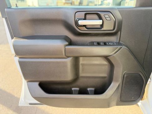 Used 2020 GMC Sierra 3500 Base 4D Crew Cab w/ Convenience Package image 9