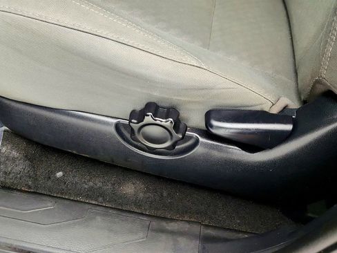 Used 2020 Toyota Tacoma SR5 image 11