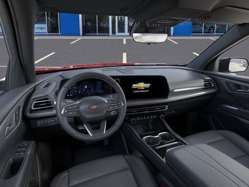 New 2026 Chevrolet Traverse LT w/ Sun and Wheel Package AWD/4WD image 15