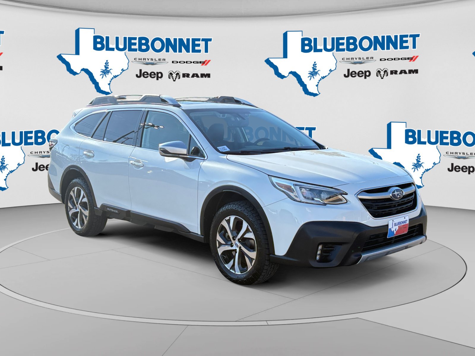 Used 2022 Subaru Outback Touring XT AWD/4WD image 3