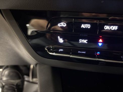 Used 2023 Buick Envision Essence w/ Sport Touring Package AWD/4WD image 26