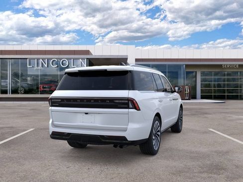 New 2026 Lincoln Navigator Black Label AWD/4WD image 8