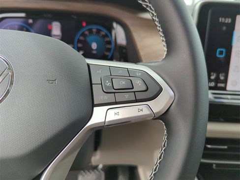 New 2026 Volkswagen Atlas SE image 39