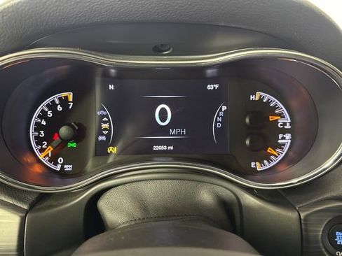 Used 2020 Jeep Grand Cherokee Laredo w/ Quick Order Package 2BN North AWD/4WD image 18