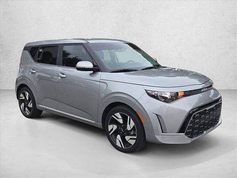 Used 2023 Kia Soul GT-Line FWD image 3