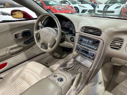 Used 2003 Chevrolet Corvette Convertible w/ Preferred Equipment Group1 RWD image 13