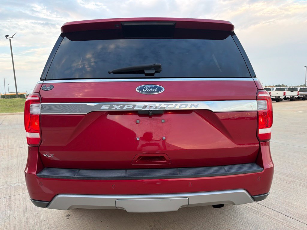 Certified 2020 Ford Expedition XLT w/ Cargo Package RWD image 4