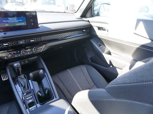 Used 2023 Honda Accord Sport image 16