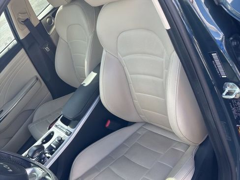 Certified 2023 Kia Stinger GT2 image 16