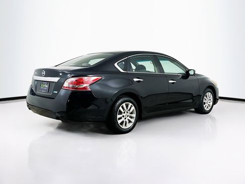 Used 2013 Nissan Altima 2.5 S FWD image 9